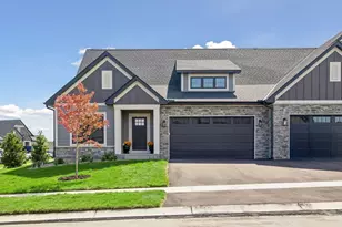 18536 Ifton Wy, Lakeville, MN 55044 - Photo 2