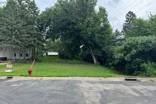 409 S Orange St, Waconia, MN 55387 - Photo 1