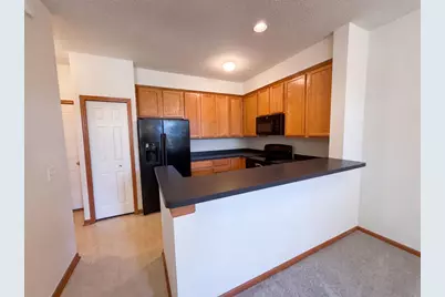 7231 Jewel Lane N #702, Maple Grove, MN 55311 - Photo 2