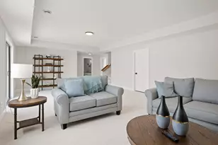 636 Parkside Ct, Eagan, MN 55123 - Photo 18