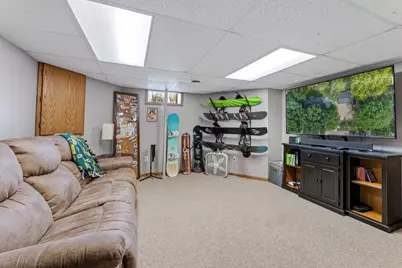 375 4th Street SW, Plainview, MN 55964 - Photo 48