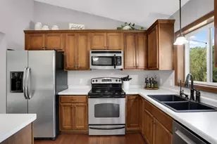 19824 Embers Ave, Farmington, MN 55024 - Photo 12