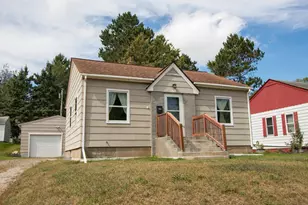 517 NE 10th Ave, Grand Rapids, MN 55744 - Photo 1