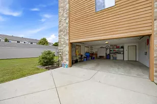 3201 14th St S, Moorhead, MN 56560 - Photo 4