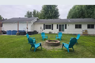197 2nd Street NE, Clarks Grove, MN 56016 - Photo 6