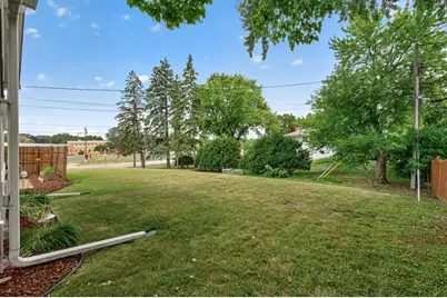 8616 34th Avenue N, New Hope, MN 55427 - Photo 30
