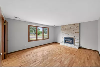 8616 34th Avenue N, New Hope, MN 55427 - Photo 6