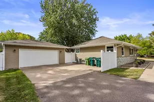 8947 Terrace Rd NE, Blaine, MN 55434 - Photo 30