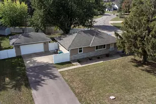 8947 Terrace Rd NE, Blaine, MN 55434 - Photo 40