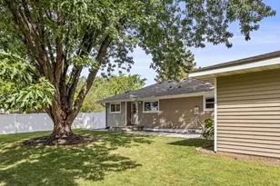 8947 Terrace Rd NE, Blaine, MN 55434 - Photo 24