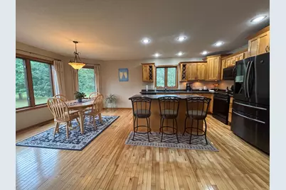 855 Bauer Avenue, Eau Claire, WI 54703 - Photo 10