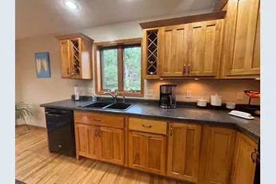 855 Bauer Avenue, Eau Claire, WI 54703 - Photo 16