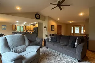 855 Bauer Ave, Eau Claire, WI 54703 - Photo 6