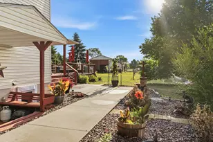 25921 Jivaro St NW, Isanti, MN 55040 - Photo 12