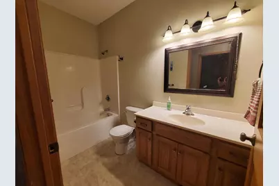 2327 Lake Avenue, New Ulm, MN 56073 - Photo 10