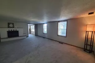 719 N Spring St, New Ulm, MN 56073 - Photo 4