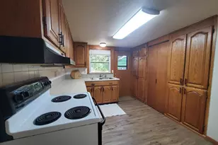 719 N Spring St, New Ulm, MN 56073 - Photo 2