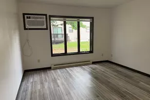 602 4th St N, Hudson, WI 54016 - Photo 2