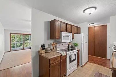 135 Viking Drive E #309, Little Canada, MN 55117 - Photo 2