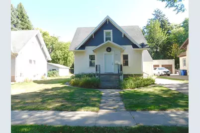606 5th Street S, Moorhead, MN 56560 - Photo 2