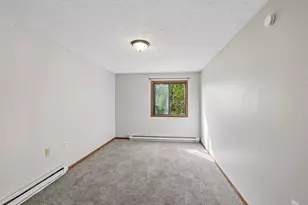 221 Grand Ave W, South Saint Paul, MN 55075 - Photo 20