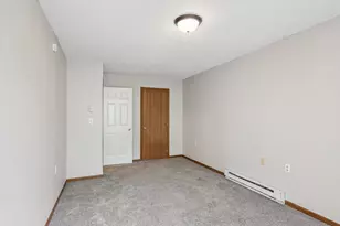221 Grand Ave W, South Saint Paul, MN 55075 - Photo 22