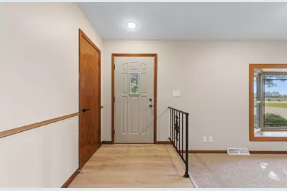 508 Central Avenue S, Geneva, MN 56035 - Photo 10