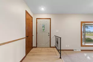 508 Central Ave S, Geneva, MN 56035 - Photo 10
