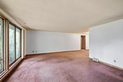 1045 McKnight Road S, Saint Paul, MN 55119 - Photo 22