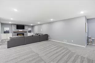 16106 Estate Ln, Lakeville, MN 55044 - Photo 48