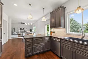 1954 Ormond Dr, Shakopee, MN 55379 - Photo 16