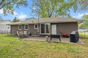 11833 Ilex St NW, Coon Rapids, MN 55448 - Photo 12