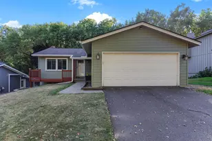 7064 Springhill Cir, Eden Prairie, MN 55346 - Photo 2