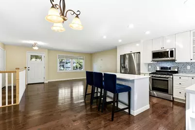 7064 Springhill Circle, Eden Prairie, MN 55346 - Photo 10