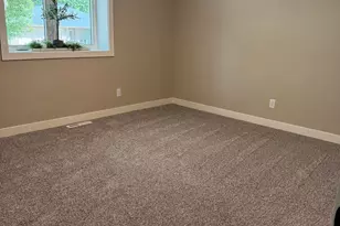 100 Edgewood Dr, Redwood Falls, MN 56283 - Photo 18