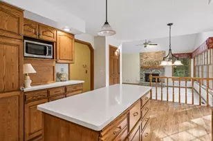 303 Hazel St W, Stillwater, MN 55082 - Photo 16