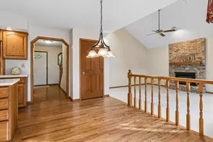 303 Hazel St W, Stillwater, MN 55082 - Photo 18