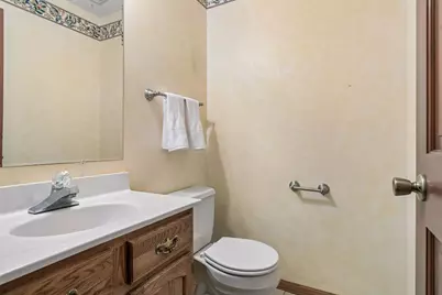303 Hazel Street W, Stillwater, MN 55082 - Photo 24