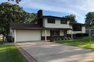 7439 Concerto Curve NE, Fridley, MN 55432 - Photo 4
