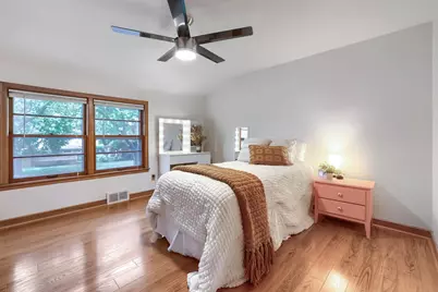 747 Grandview Avenue W, Roseville, MN 55113 - Photo 20