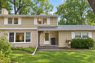 747 Grandview Ave W, Roseville, MN 55113 - Photo 1