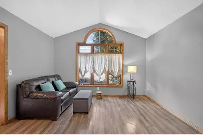 2883 Duluth Street, Maplewood, MN 55109 - Photo 6