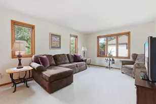651 Allen Ave, Little Canada, MN 55117 - Photo 6