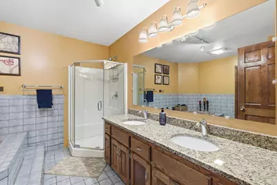 651 Allen Avenue, Little Canada, MN 55117 - Photo 10