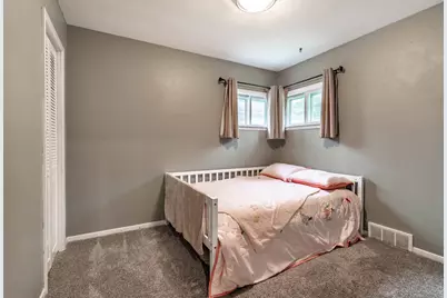 416 E Saint Charles Avenue, Fergus Falls, MN 56537 - Photo 38