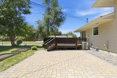 2919 64th Avenue N, Brooklyn Center, MN 55430 - Photo 6