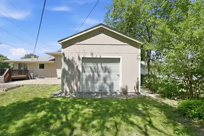 2919 64th Avenue N, Brooklyn Center, MN 55430 - Photo 8