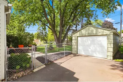 9104 Stanlen Road, Saint Louis Park, MN 55426 - Photo 24