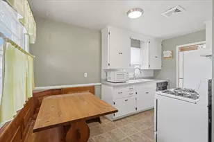 9104 Stanlen Rd, Saint Louis Park, MN 55426 - Photo 8