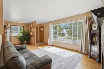 9104 Stanlen Road, Saint Louis Park, MN 55426 - Photo 4